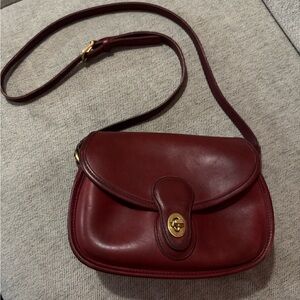 SOLD 🚫 Vintage Coach Prairie 9954 Red